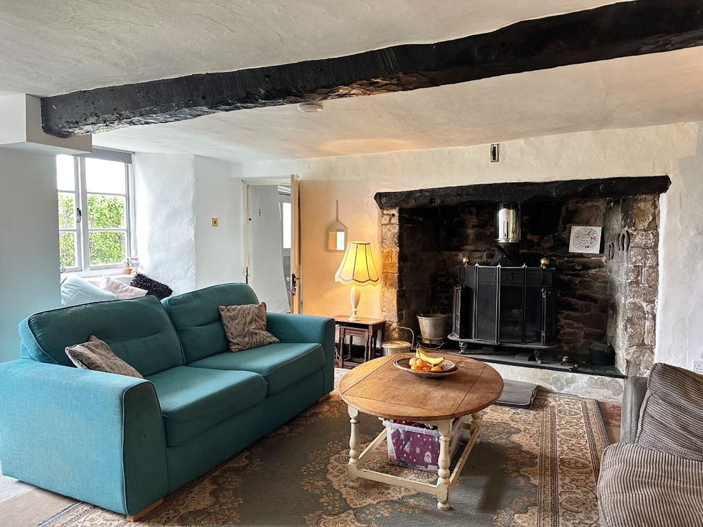 Property photo 2 of 16 5105273