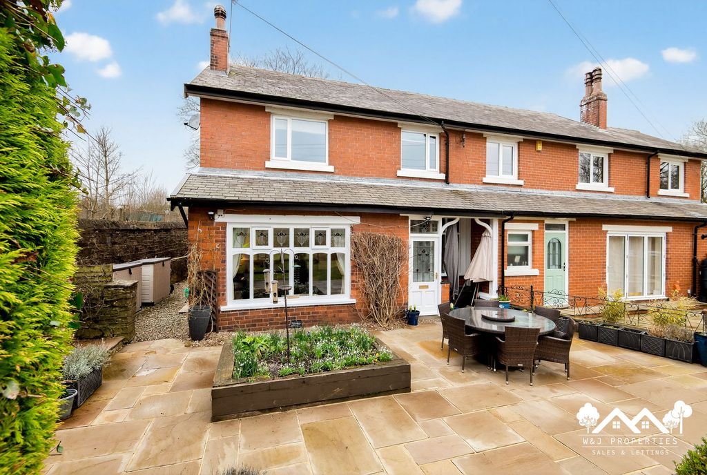 Property photo 3 of 58