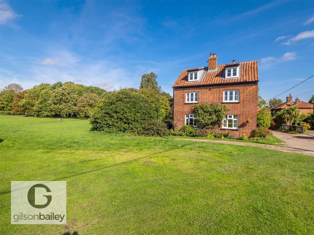 Property photo 1 of 35 Rosecottage-7.Jpg