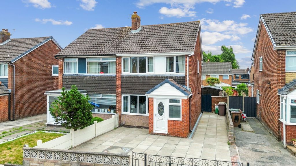 Property photo 1 of 28