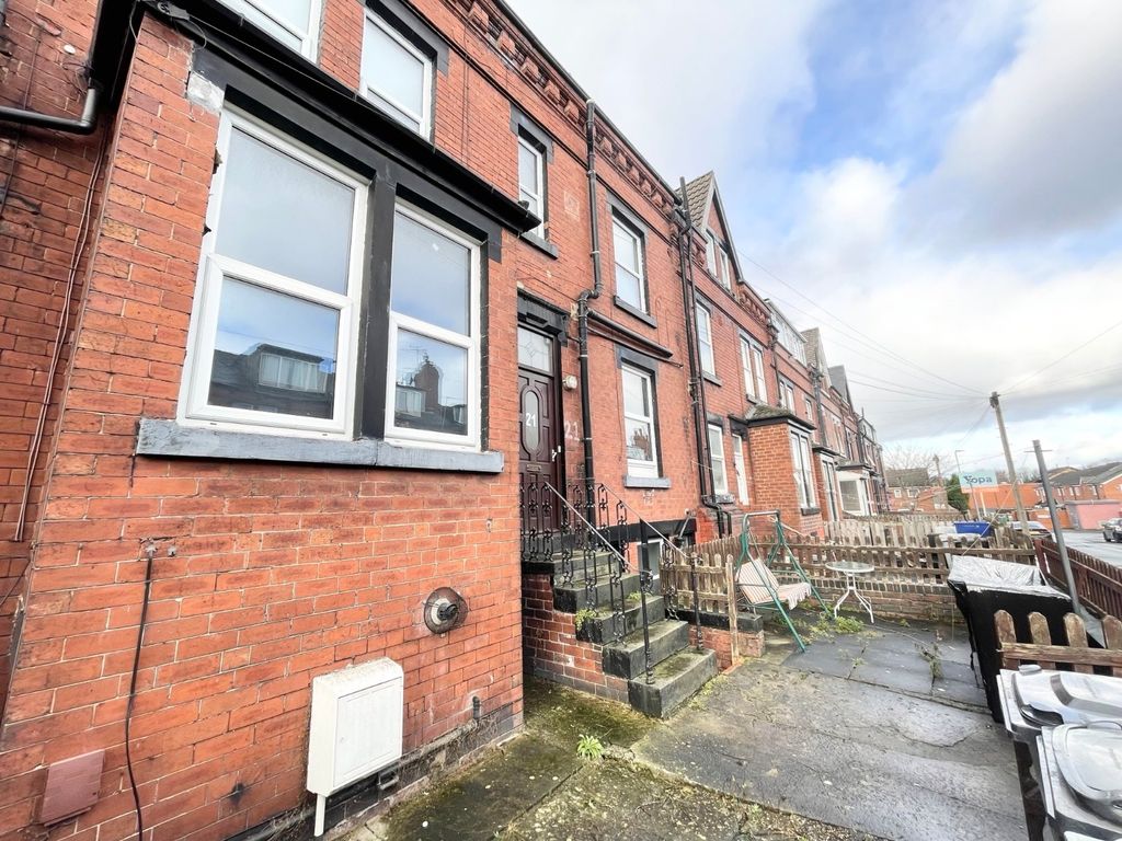 Property photo 2 of 10 Picture No. 19