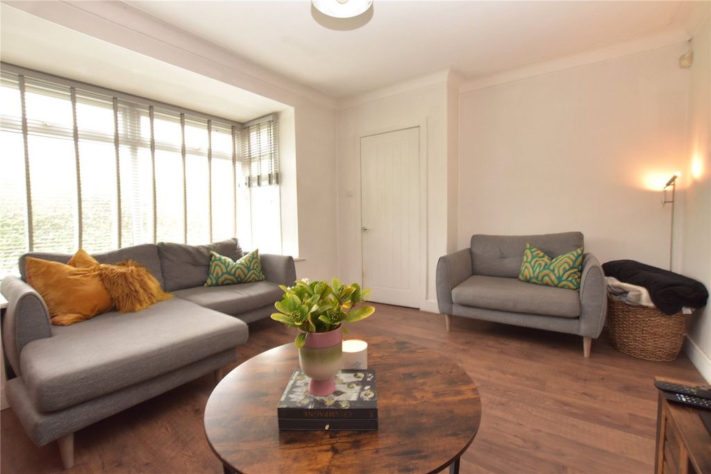 Property photo 3 of 16 Picture No. 37