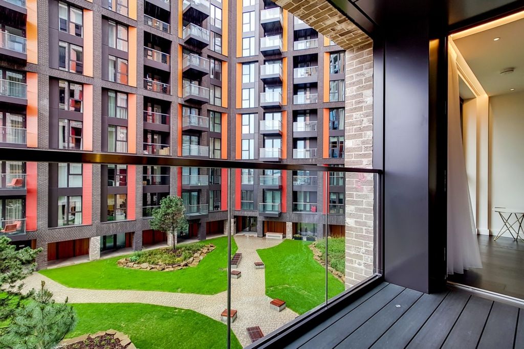 Property photo 2 of 13 5_Balcony_4