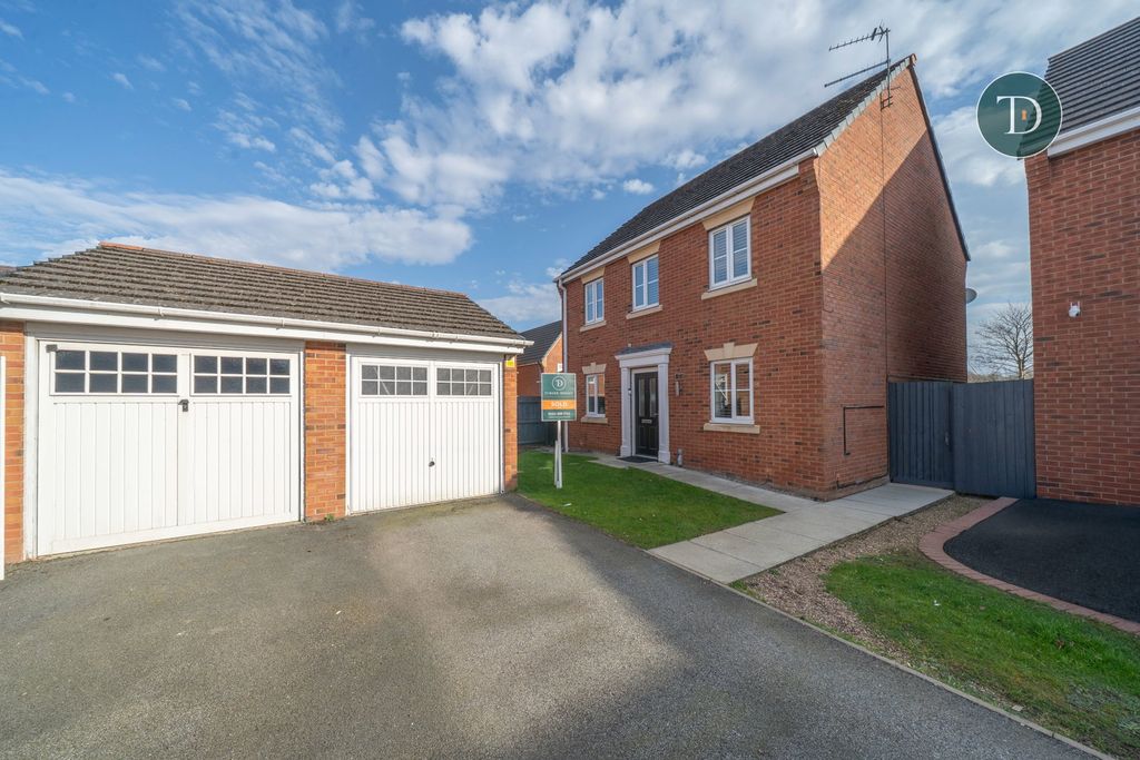 Property photo 1 of 31
