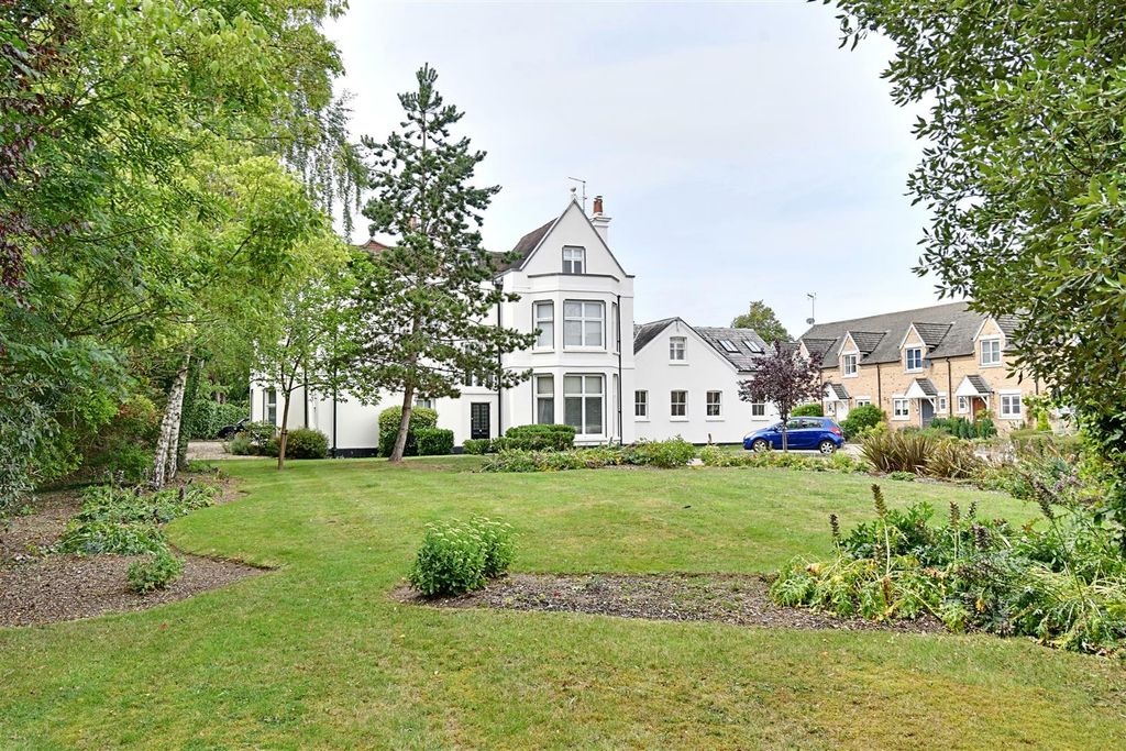 Property photo 2 of 27 Outside 2.Jpg