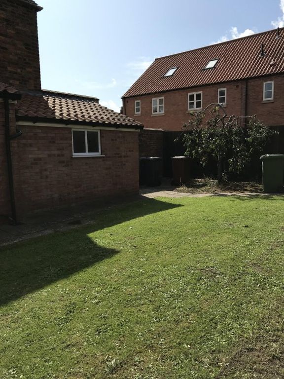 Property photo 2 of 11 8106684.Jpg