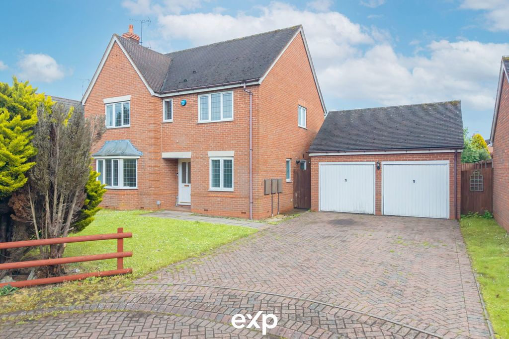 Property photo 2 of 24