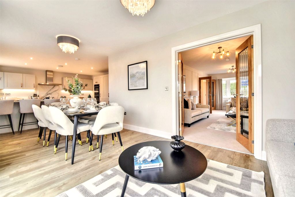 Property photo 3 of 18 Show Home Image