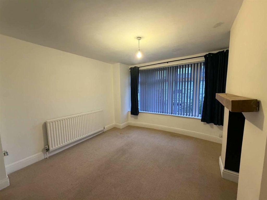 Property photo 3 of 16 5E704A78-3d66-477c-8462-E3E2016c5F50.Jpg