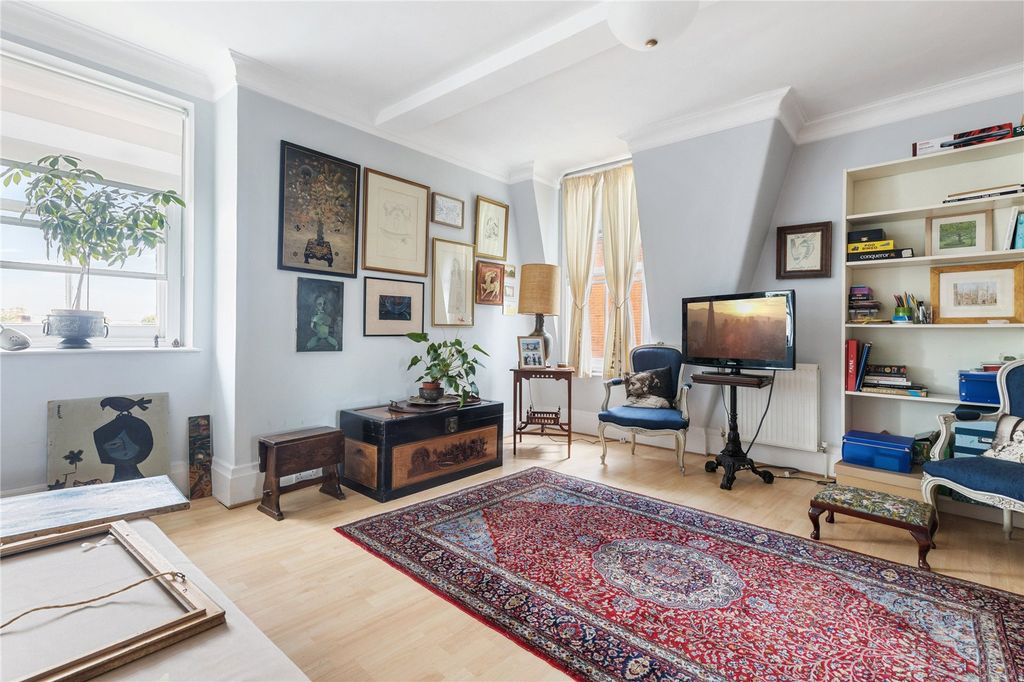 Property photo 1 of 6
