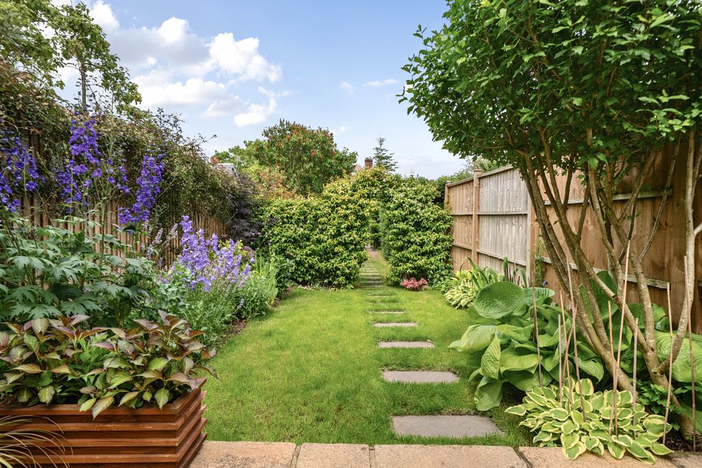 Property photo 3 of 11