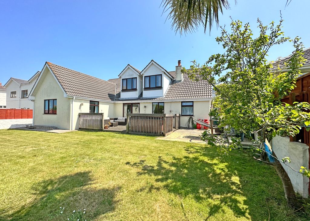 Property photo 1 of 20