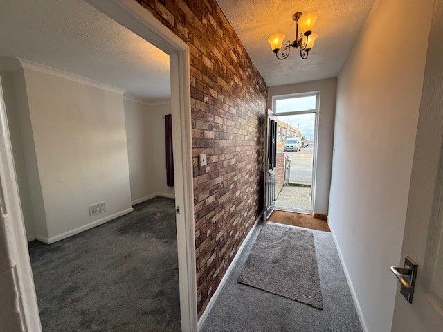 Property photo 2 of 13 Image