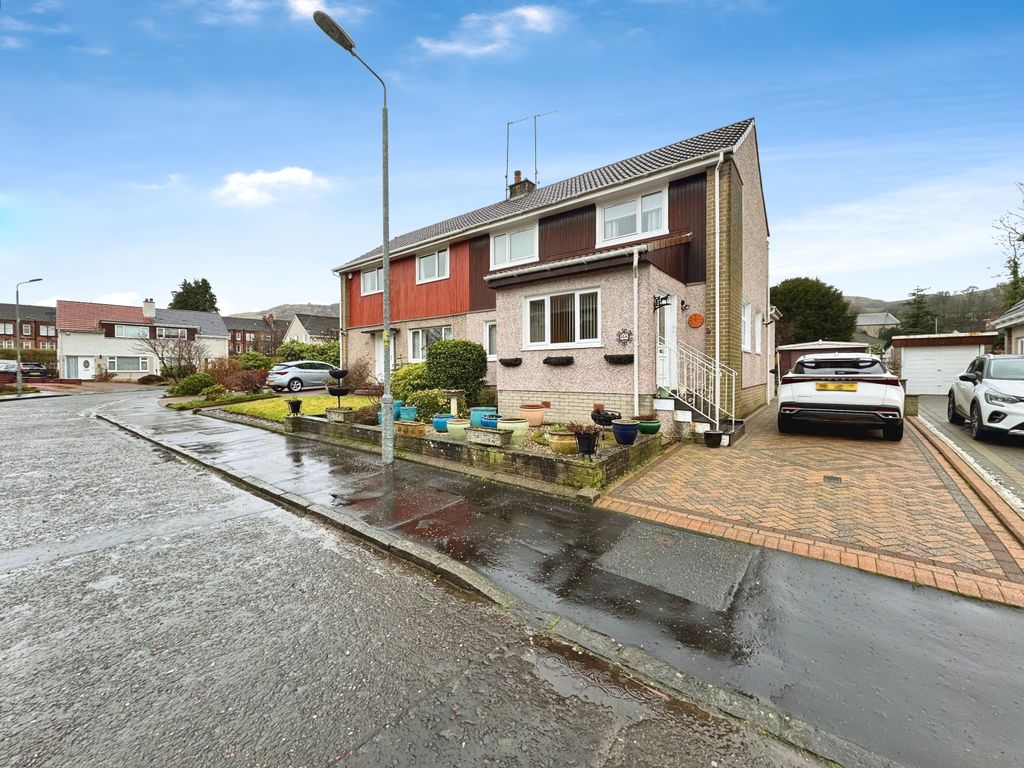 Property photo 1 of 32 Mansfield Crescent, Old Kilpatrick,G60