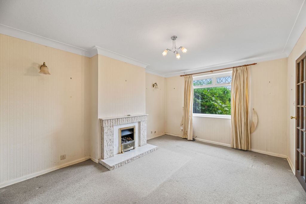 Property photo 2 of 22