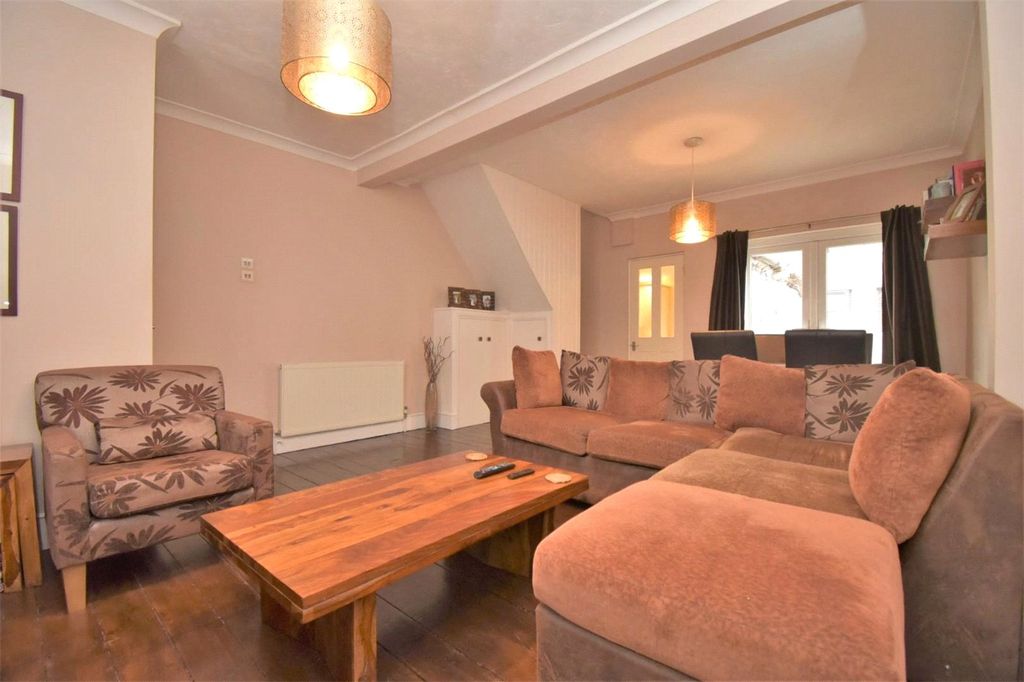 Property photo 1 of 12 Picture No. 04