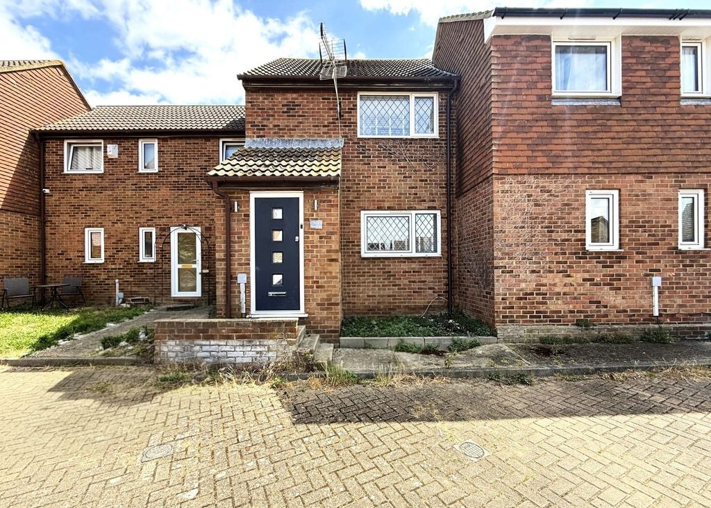 Property photo 1 of 7