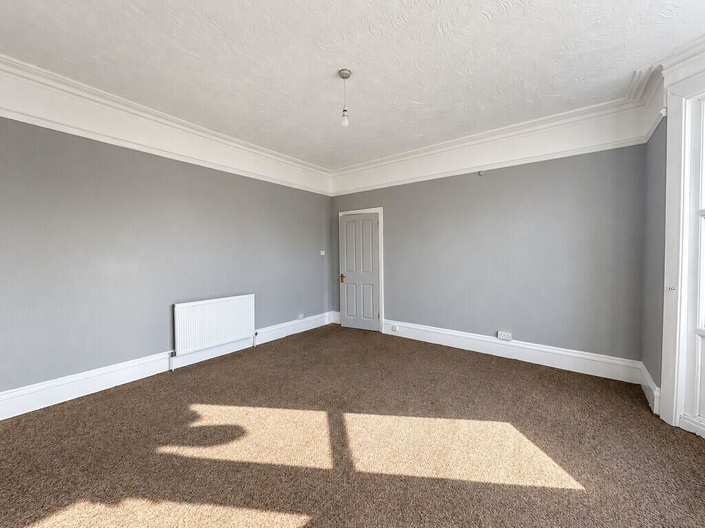 Property photo 3 of 11 Photo 10