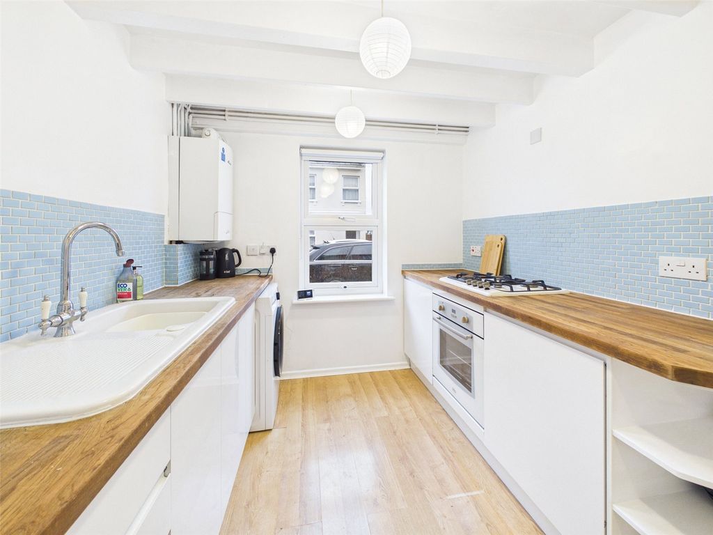 Property photo 3 of 13 Picture No. 04