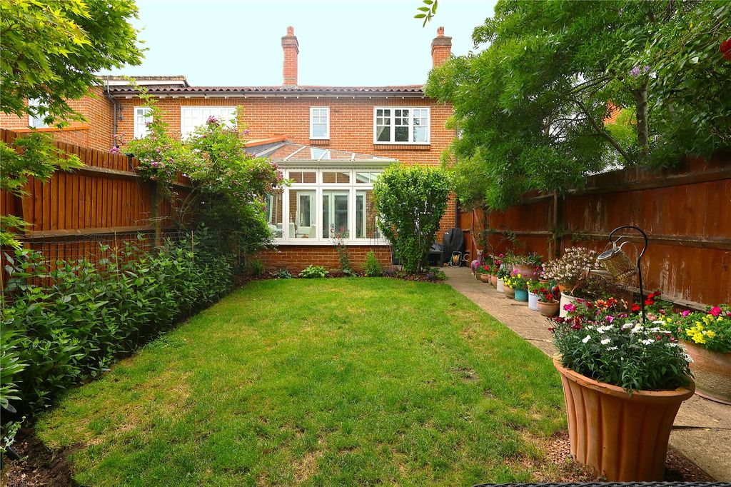Property photo 2 of 17 Picture No. 37