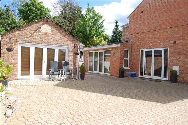 Property photo 3 of 14