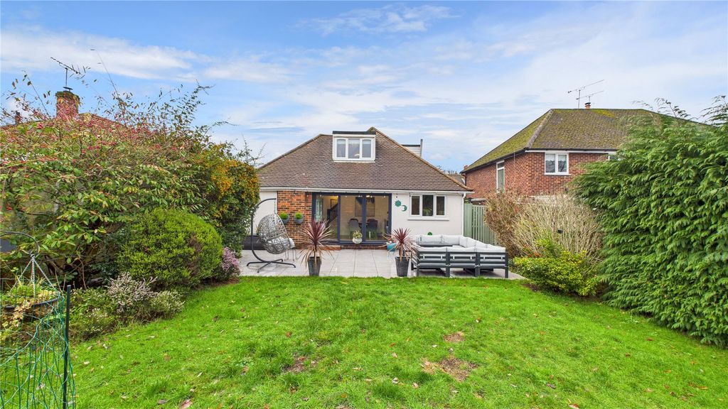 Property photo 3 of 17 Picture 3