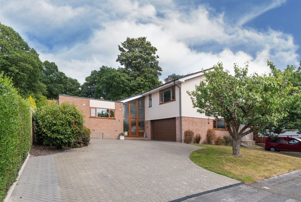 Property photo 1 of 26