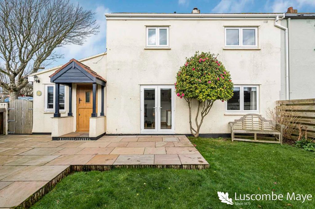 Property photo 1 of 25