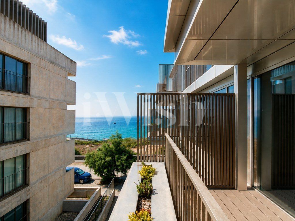 Property photo 1 of 21 1 Bedroom Flat With Sea View: With Balcony, Garage And High Potential For Appreciation