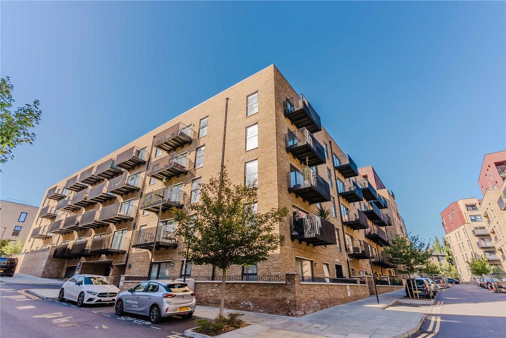 Property photo 1 of 32 Picture No. 08