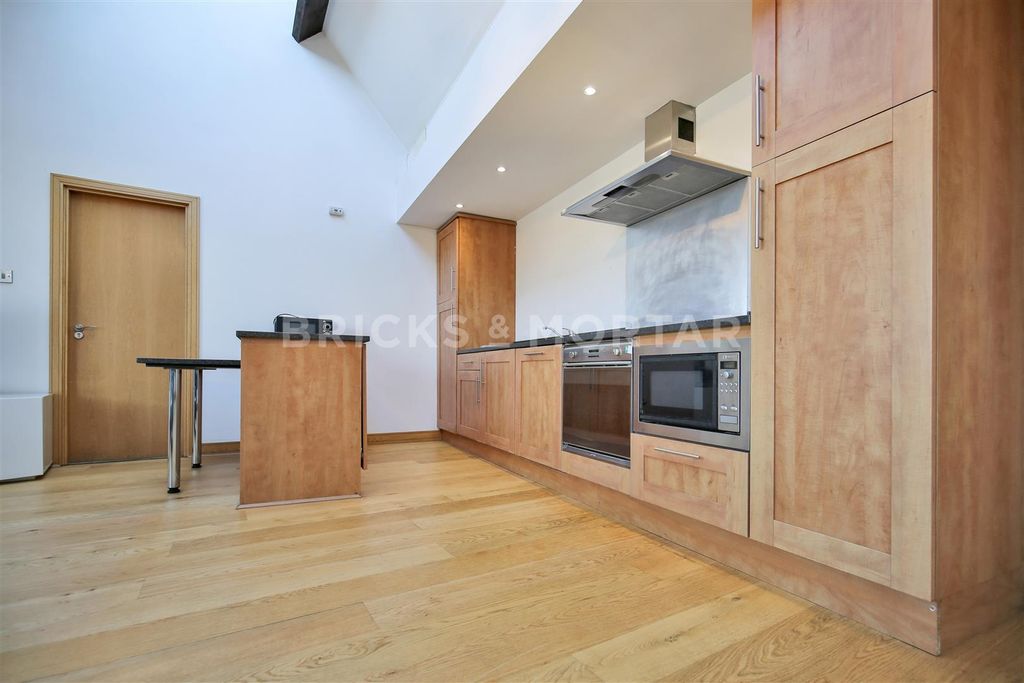 Property photo 3 of 8 Kwjwi26H0Fhbfhis.Jpg