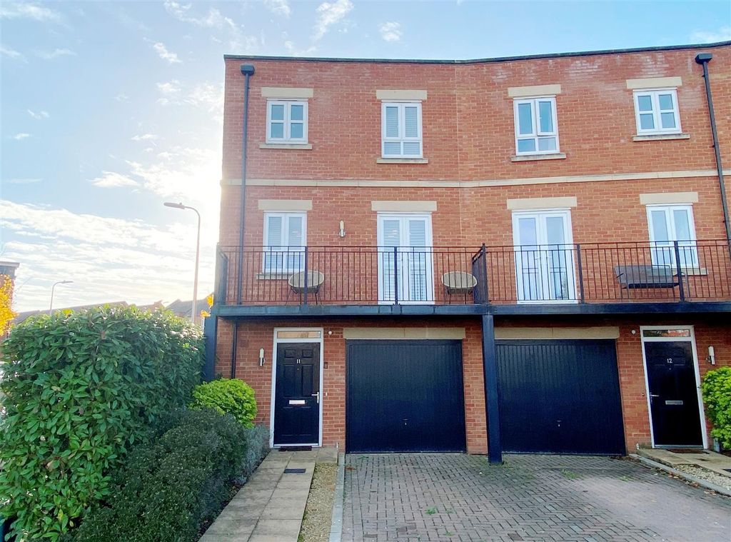 Property photo 1 of 22 1 Front.Jpg