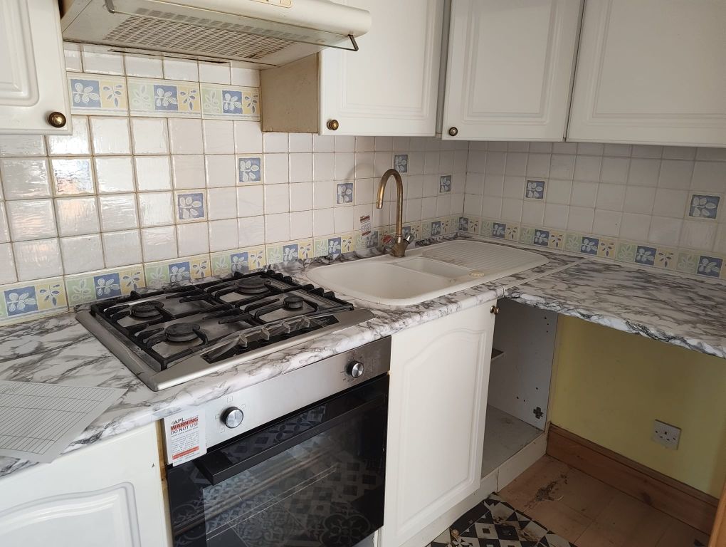 Property photo 3 of 7 4.