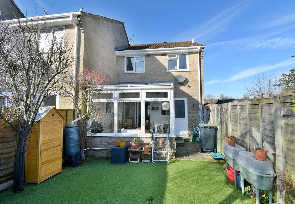 Property photo 2 of 13