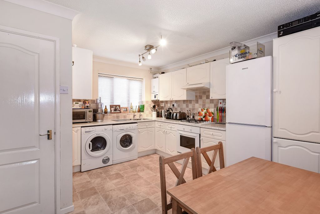 Property photo 2 of 10 Kitchen Shot