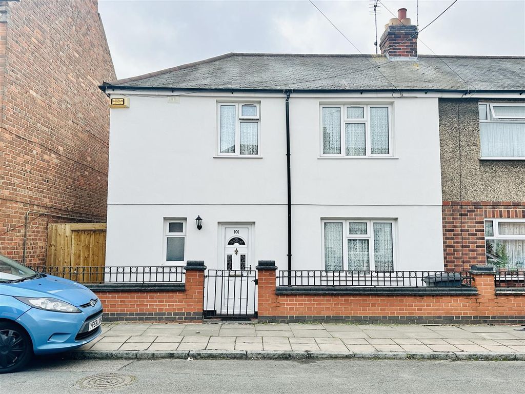 Property photo 1 of 10 Outside