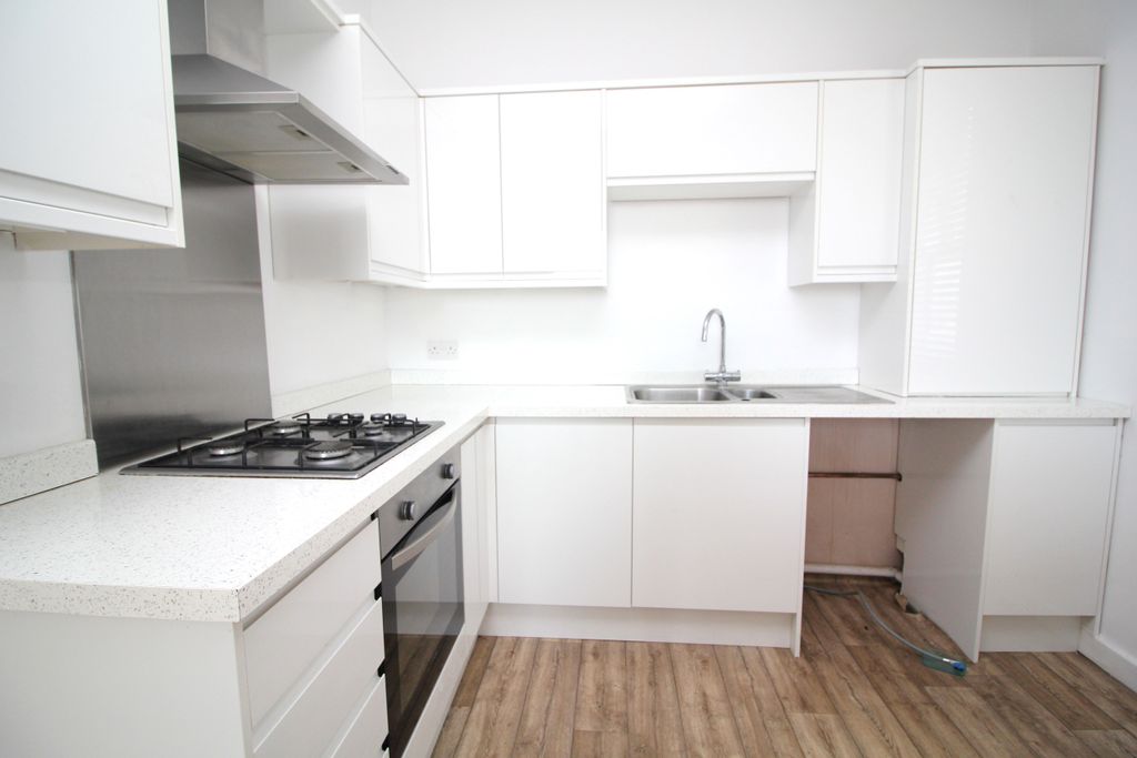 Property photo 2 of 7 Picture 2