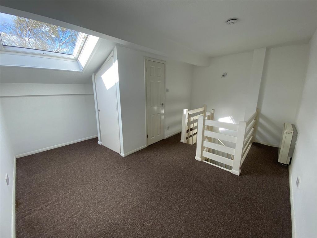 Property photo 3 of 19 Img_8145.Jpg