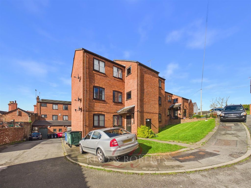 Property photo 1 of 12 Cam05148G0-Pr0152-Still016.Jpg