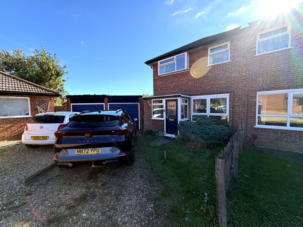 Property photo 1 of 11