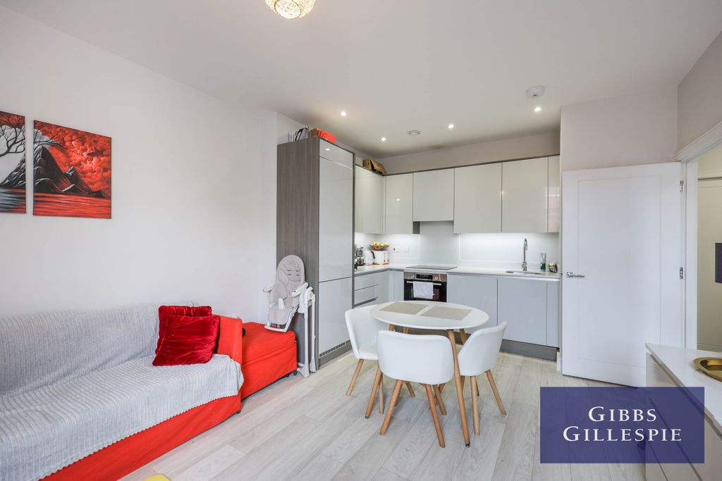 Property photo 2 of 9 Property Image