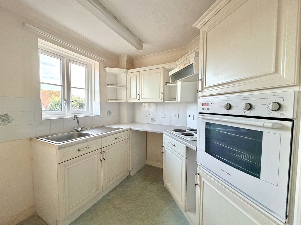 Property photo 2 of 10 Picture No. 08