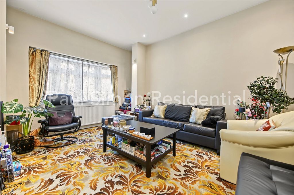 Property photo 3 of 22 Picture No. 19