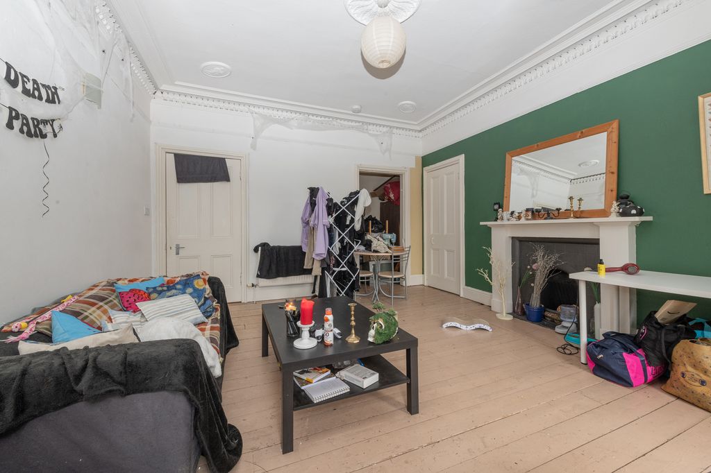 Property photo 3 of 30