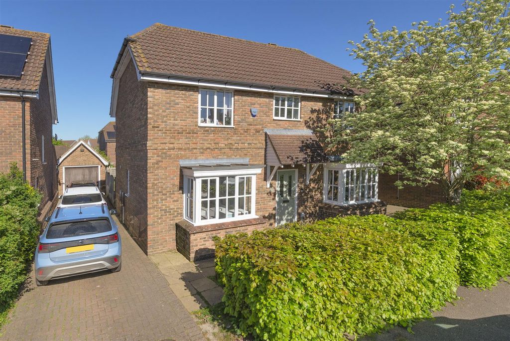 Property photo 1 of 17 31Buttercup01.Jpg
