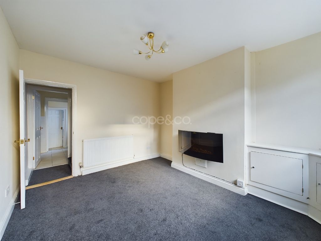 Property photo 3 of 10 2829516