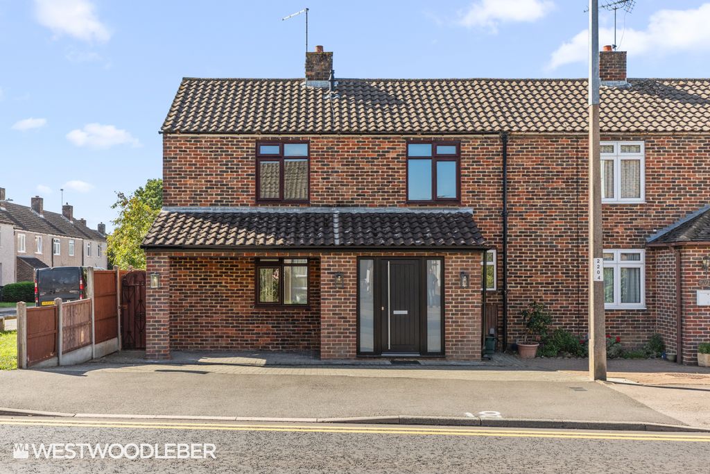Property photo 1 of 24 Busheycroft_24