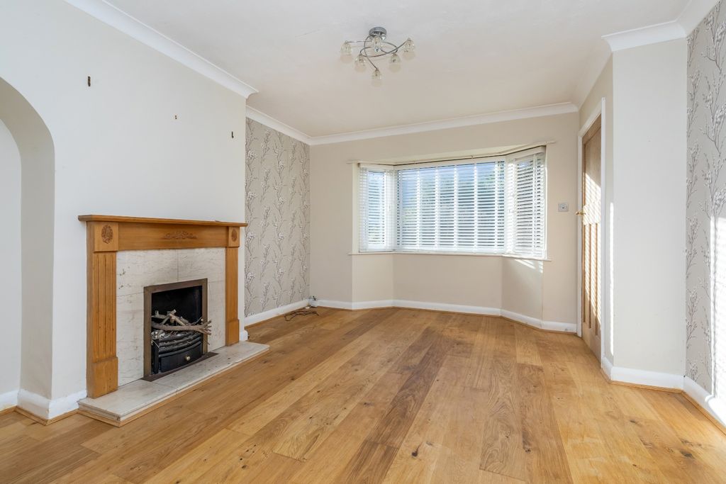 Property photo 3 of 16 4804955