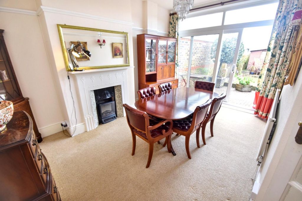 Property photo 2 of 10 Dsc_0105 (2).Jpg