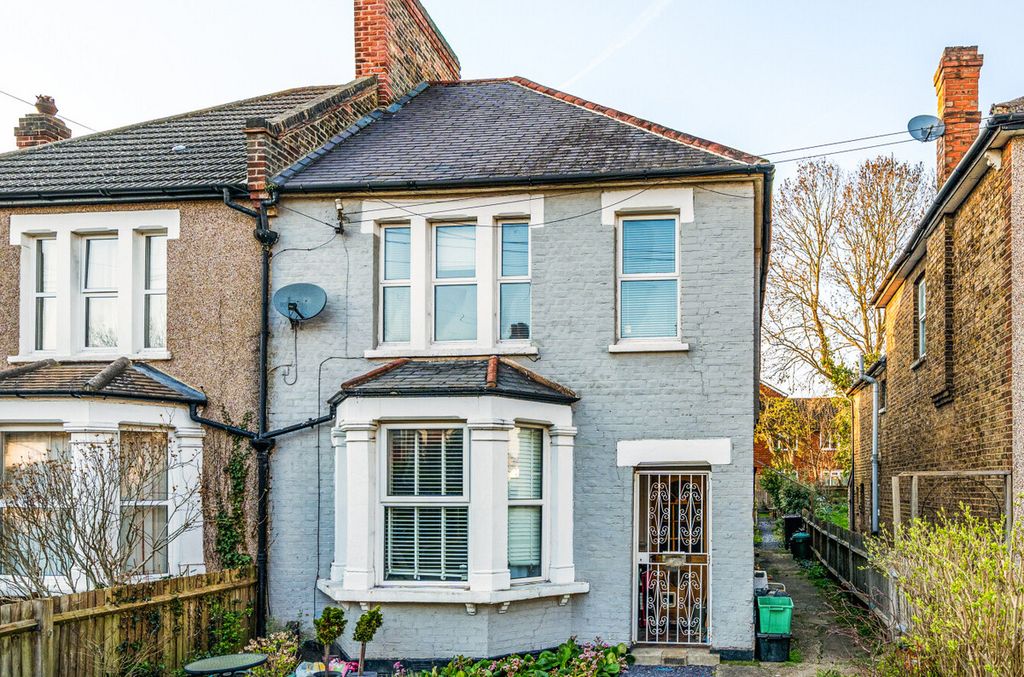 Property photo 2 of 14